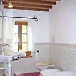 Casa de Férias Charming House In Ramazzano With Pool