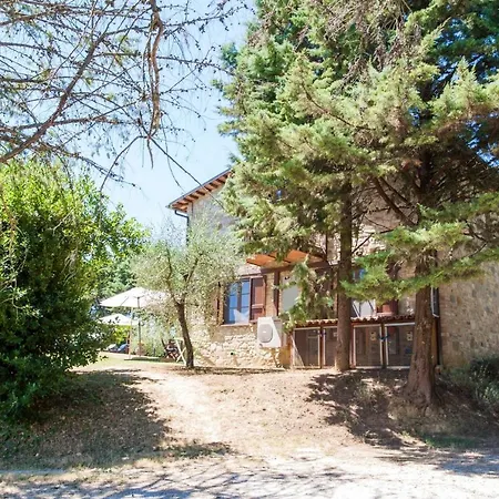 Semesterbostad Charming House In Ramazzano With Pool