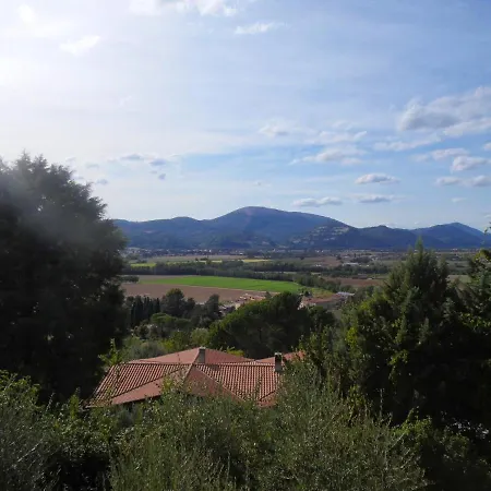 Holiday home Charming House In Ramazzano With Pool