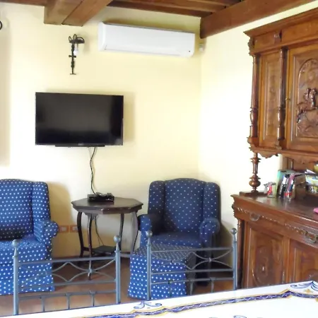 Charming House In Ramazzano With Pool *
