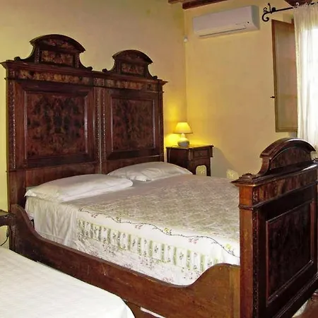 Holiday home Charming House In Ramazzano With Pool *