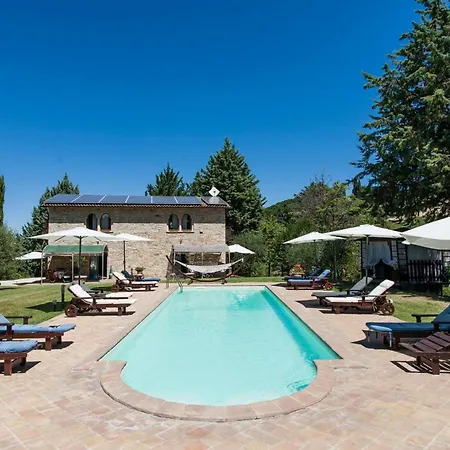 Charming House In Ramazzano With Pool