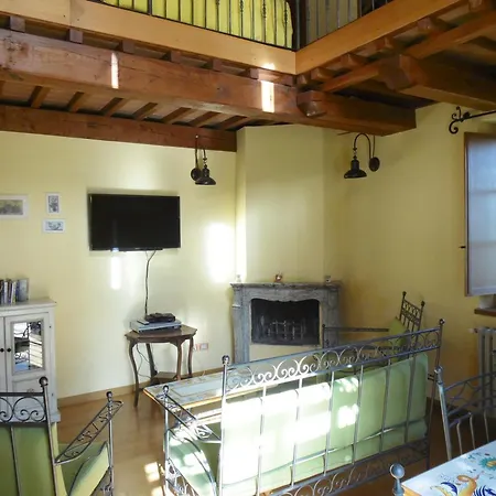 Charming House In Ramazzano With Pool Holiday home *