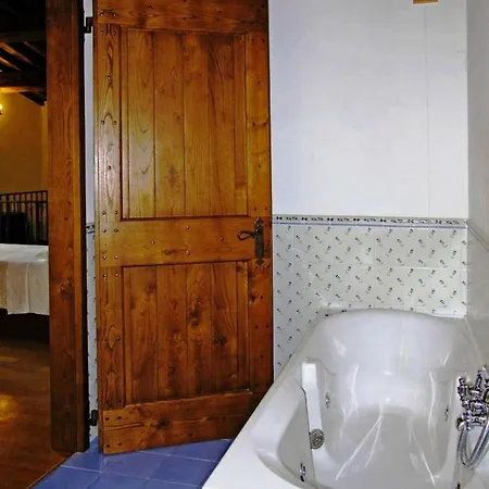 Charming House In Ramazzano With Pool Holiday home