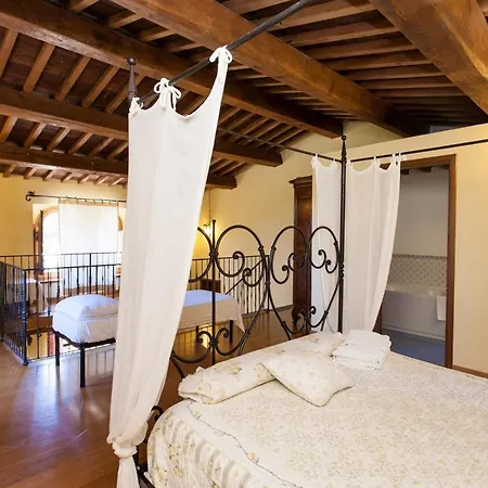 Charming House In Ramazzano With Pool Holiday home Ramazzano - Le Pulci